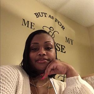 Meet your Posher, Tiffany